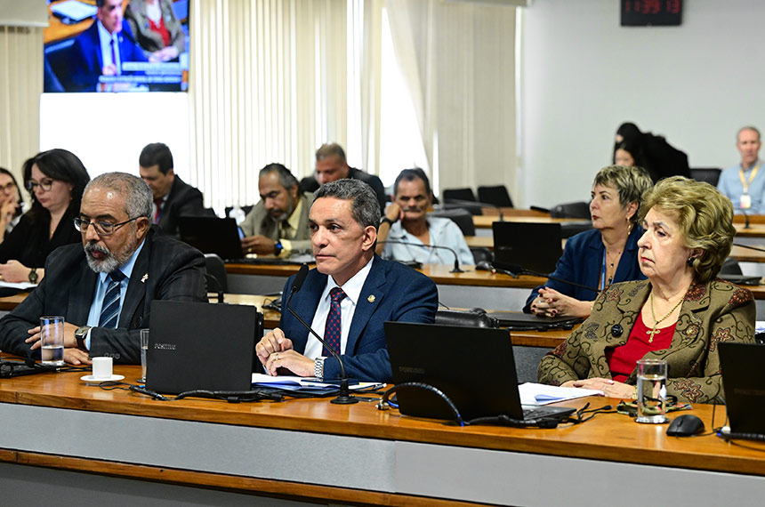 CE analisa saberes indígenas e quilombolas no ensino técnico