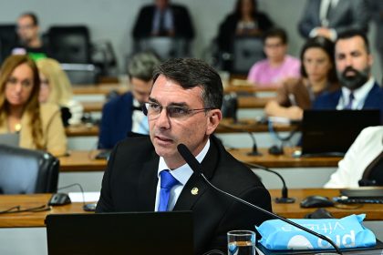 Projeto avança com melhorias em moradia e transporte para idosos