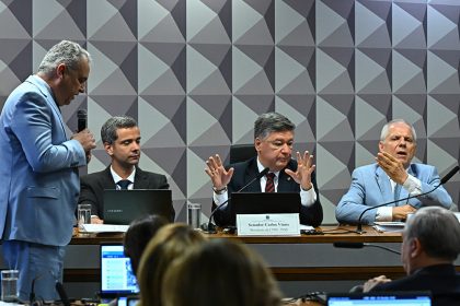 CPMI aponta falhas de Stefanutto; ex-presidente do INSS nega