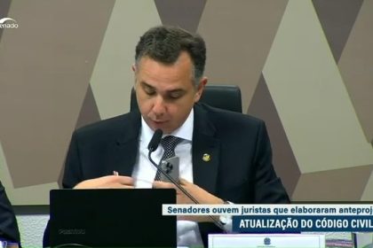 Comissão debate atualização do Código Civil