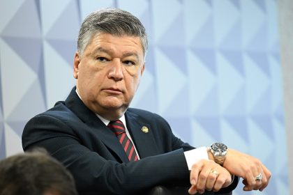 CPMI não pode virar circo eleitoral, diz Carlos Viana