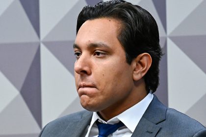 Programador acusado de fraudes se cala na CPMI