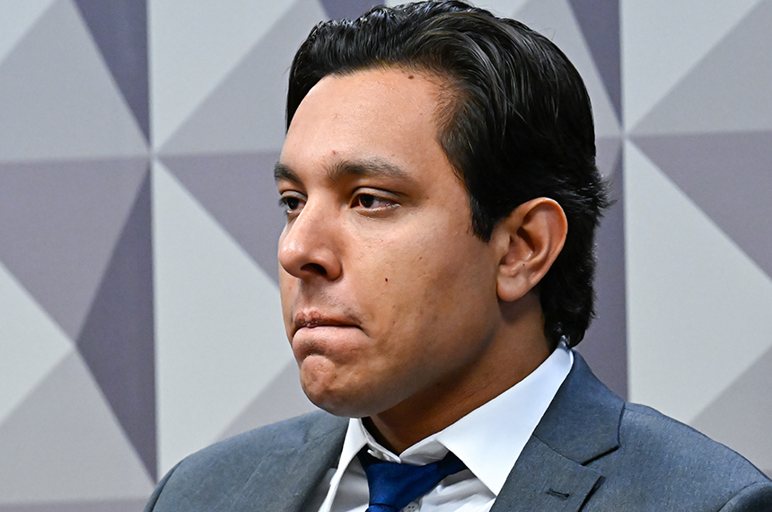 Programador acusado de fraudes se cala na CPMI