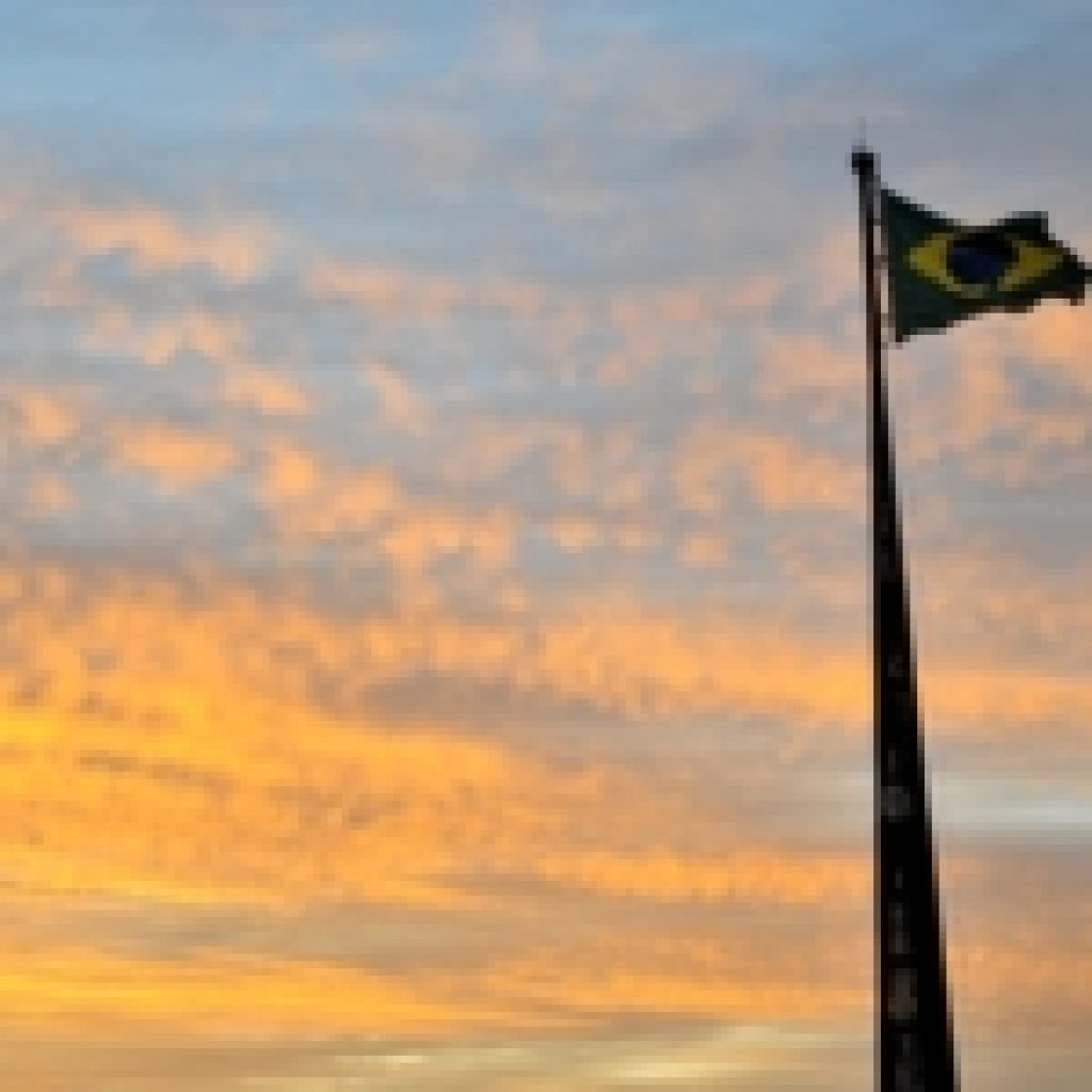 Democracia valeu a pena quando percebemos