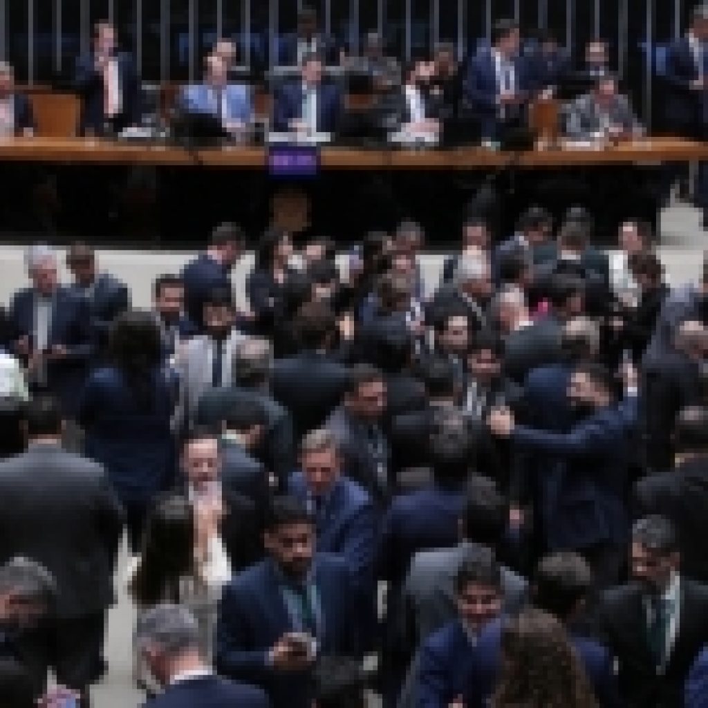 Câmara aprova PLP do devedor contumaz para sanção