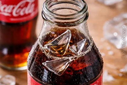 Coca-Cola indeniza cliente que ingeriu bebida com vidro