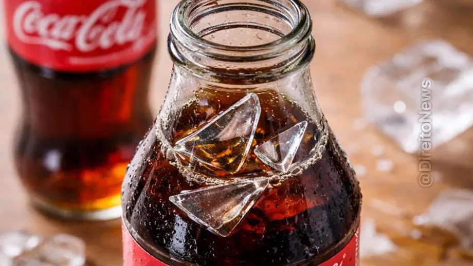Coca-Cola indeniza cliente que ingeriu bebida com vidro