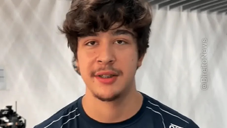 Piloto Pedro Turra preso por agredir adolescente com chiclete