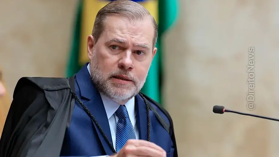 Toffoli nega relação com Vorcaro e explica pagamentos de fundo