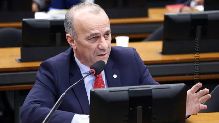 Projeto de Lei veta sócios menores de 18 anos em empresas