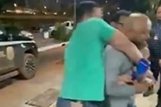 Advogado detido após cliente preso levar spray de pimenta