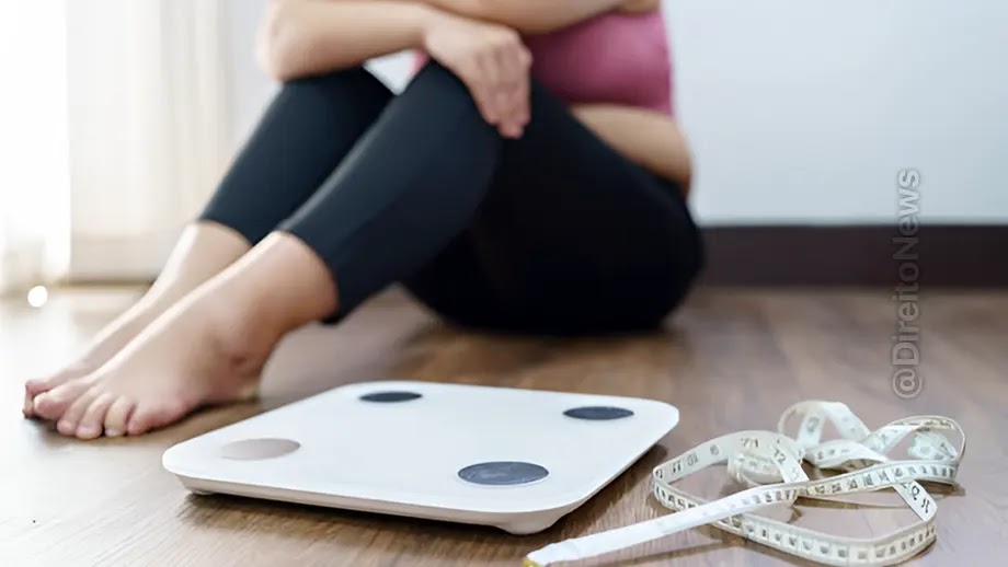 Empregada indenizada por piadas sobre seu peso