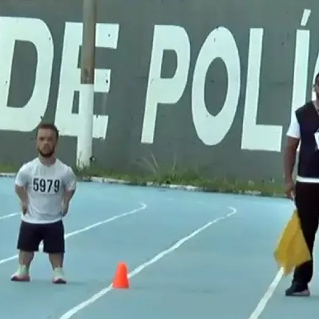 Candidato com nanismo reprovado em teste de delegado relata