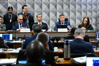 CPMI do INSS rejeita pedido de indiciamento de Lulinha e ex-ministros