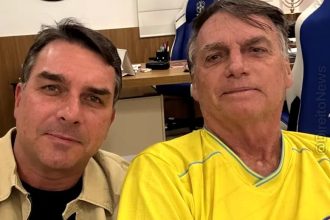 Flávio vira advogado de Bolsonaro e pode ver pai diariamente