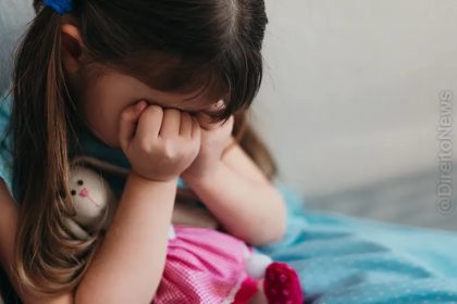 Projeto inclui pedófilos em cadastro após condenação inicial