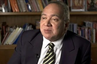 Juiz flagrado com Porsche de Eike mantém condenação por desvio