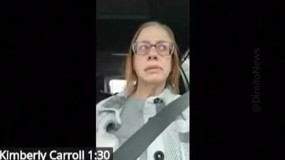 Mulher finge não dirigir em audiência online, perde causa após