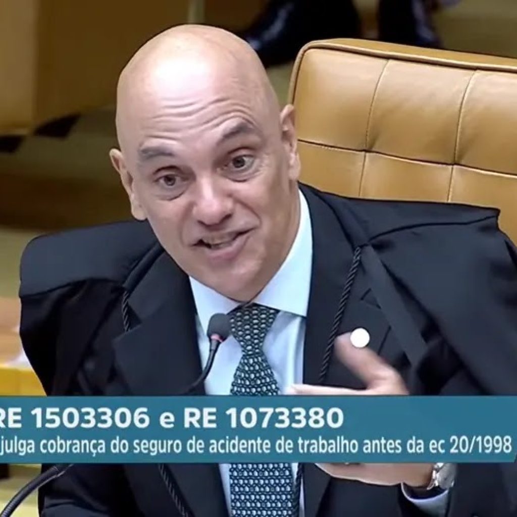 Moraes troca 2024 por 1994 e Cármen diz que foi teste