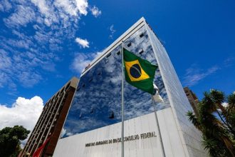 STF decide que inscrição na OAB é indispensável para advogados públicos