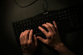 OAB e Jusbrasil lançam plataforma contra prompt injection em petições