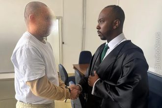 STJ anula júri por negativa de roupa civil