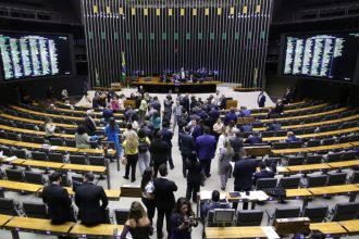 Câmara nega irregularidades em emendas ao STF