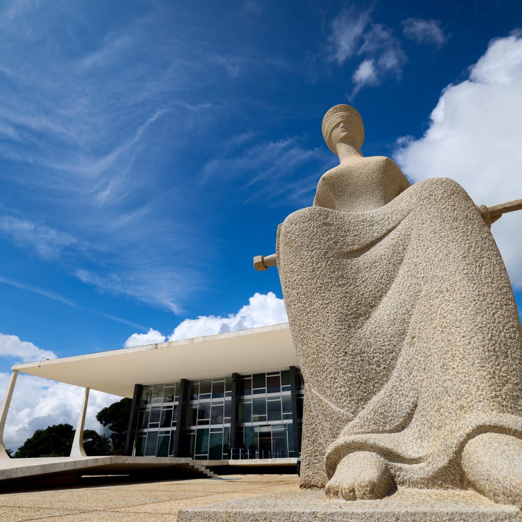 Súmula vinculante artigo 113 ADCT: STF ultrapassa limites?