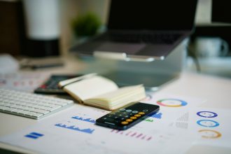O devedor contumaz na LC 225: problema ou solução?
