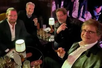 Vaza foto de Gonet com charuto e Vorcaro após negativa