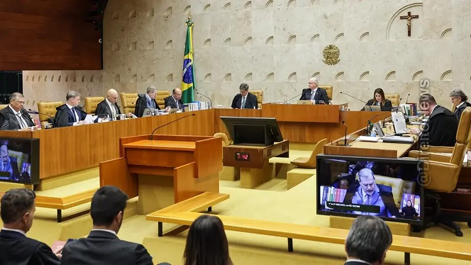 Parlamentares articulam reforma do Judiciário em meio à crise no STF