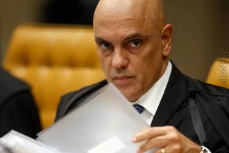 Moraes intima advogado por prompt injection em petição