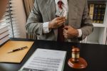 Advogado condenado por reter depósito de cliente