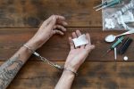 STJ: preso que encomenda droga responde por tráfico?